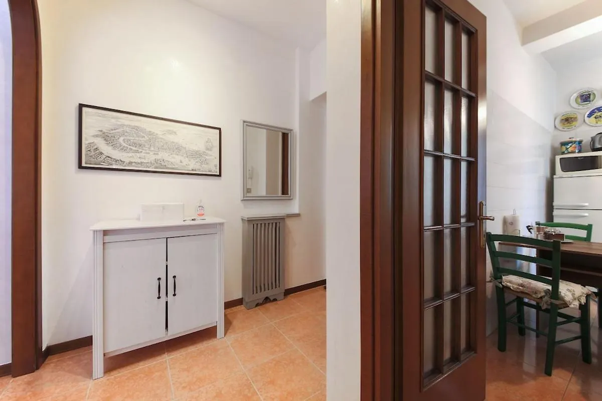 Apartment Private Parking - Family Home - 15 Min To Venice